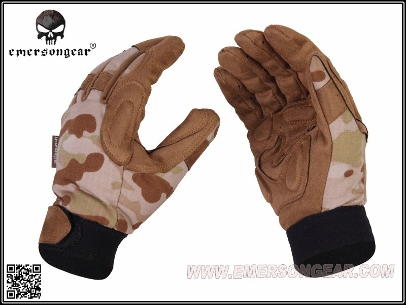 Picture of Emerson Gear Tactical Lightweight Camouflage Gloves (Multicam Arid)