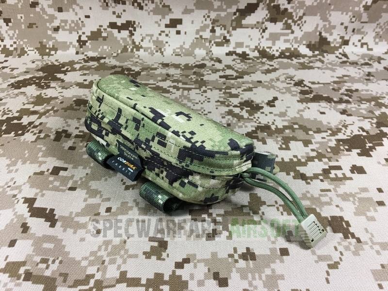 Picture of FLYYE SGC Glasses Carrying Case (AOR2)