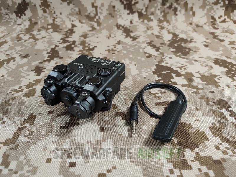 Picture of SOTAC LED light DBAL-A2 (Plastic Red Laser / Black)