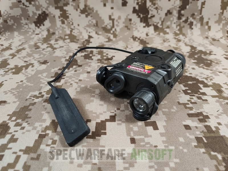 Picture of Emerson Gear PEQ-15 Green Laser Aiming Device w/ Flashlight (Black)